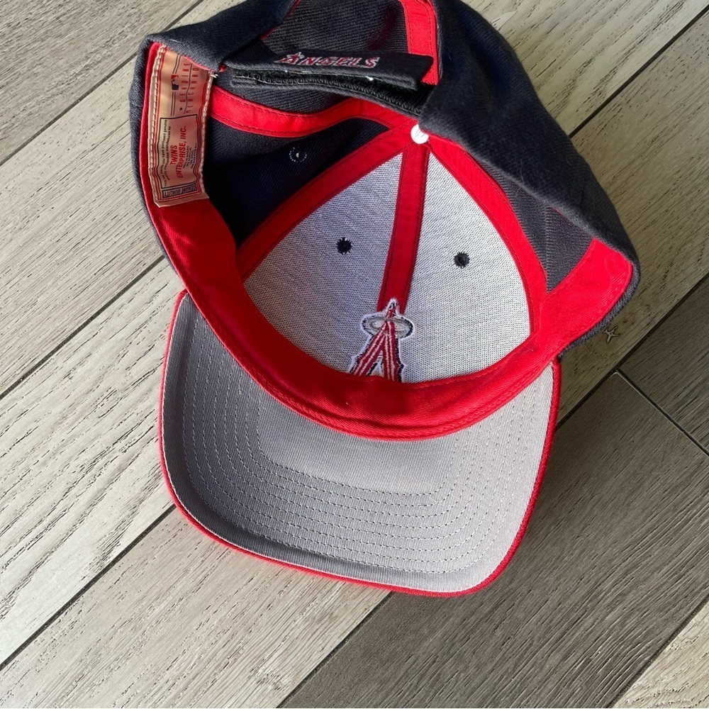 Angels Hat - Picture 5 of 5